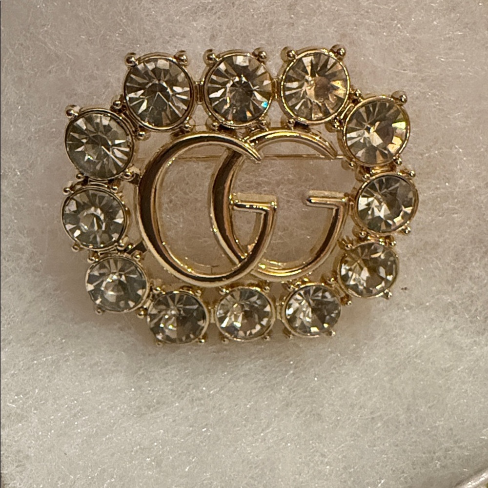 Fashion Jewelry Gold-Tone Crystal Brooch - Picture 8 of 8
